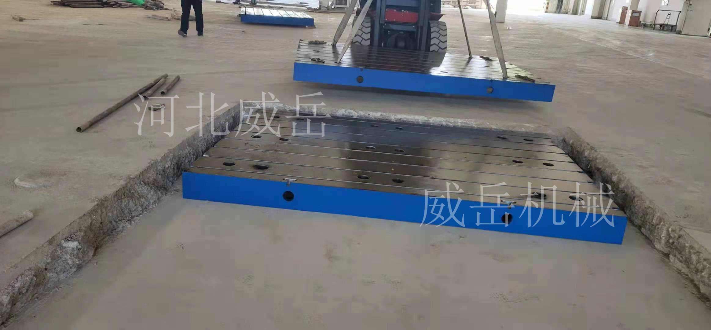 威岳機(jī)械鑄鐵試驗(yàn)平臺(tái)3米成品件處理 焊接平臺(tái)加高加厚